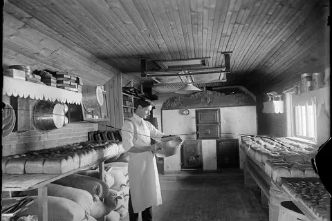 Birch's Little Pie & Cake Shop photo 2